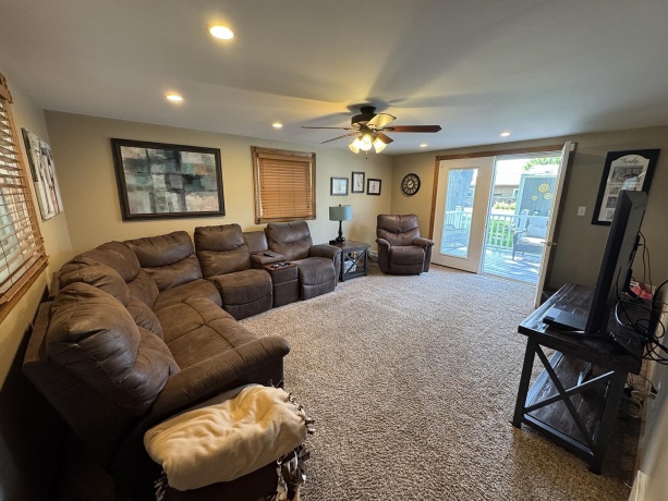 80 Snow, Chadwick, Illinois 61014, 3 Bedrooms Bedrooms, ,1 BathroomBathrooms,House,For Sale,Snow,202604185