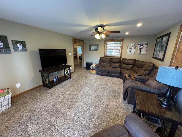 80 Snow, Chadwick, Illinois 61014, 3 Bedrooms Bedrooms, ,1 BathroomBathrooms,House,For Sale,Snow,202604185