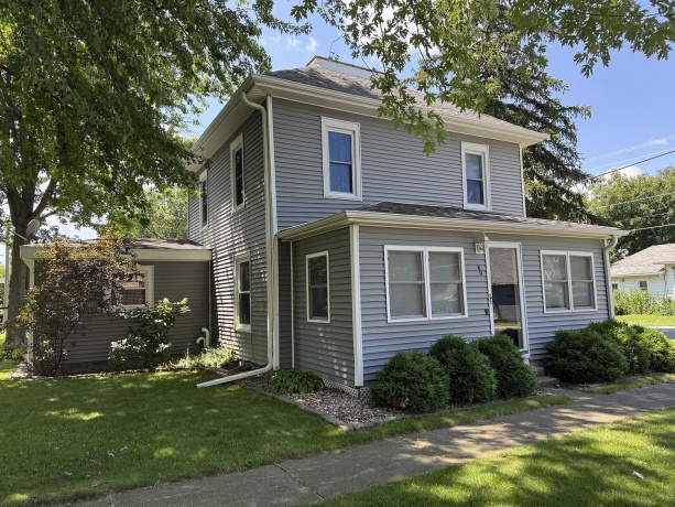80 Snow, Chadwick, Illinois 61014, 3 Bedrooms Bedrooms, ,1 BathroomBathrooms,House,For Sale,Snow,202604185