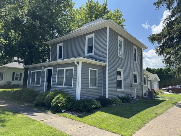 80 Snow, Chadwick, Illinois 61014, 3 Bedrooms Bedrooms, ,1 BathroomBathrooms,House,For Sale,Snow,202604185