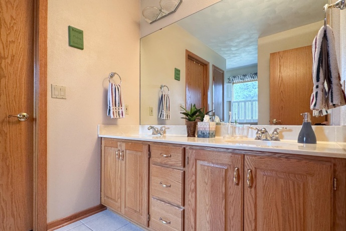 15328 WEDGEWOOD DR, SOUTH BELOIT, Illinois 61080, 3 Bedrooms Bedrooms, ,2 BathroomsBathrooms,House,For Sale,WEDGEWOOD DR,202604186