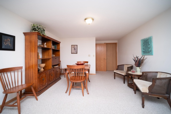 15328 WEDGEWOOD DR, SOUTH BELOIT, Illinois 61080, 3 Bedrooms Bedrooms, ,2 BathroomsBathrooms,House,For Sale,WEDGEWOOD DR,202604186