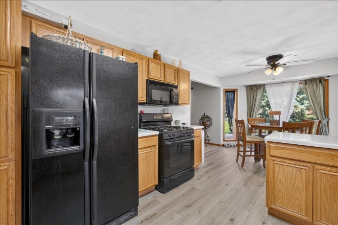 5250 Jenkins, SOUTH BELOIT, Illinois 61080, 3 Bedrooms Bedrooms, ,2 BathroomsBathrooms,House,For Sale,Jenkins,202604188