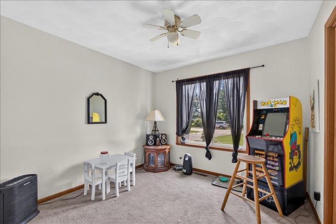 5250 Jenkins, SOUTH BELOIT, Illinois 61080, 3 Bedrooms Bedrooms, ,2 BathroomsBathrooms,House,For Sale,Jenkins,202604188