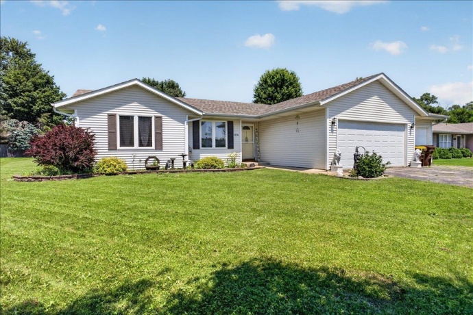 5250 Jenkins, SOUTH BELOIT, Illinois 61080, 3 Bedrooms Bedrooms, ,2 BathroomsBathrooms,House,For Sale,Jenkins,202604188