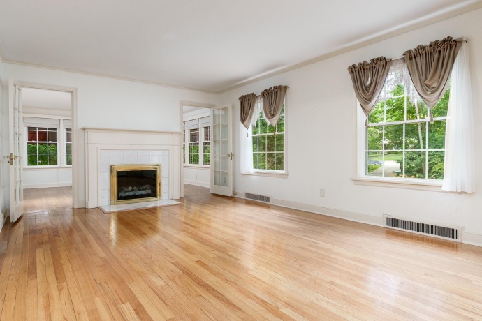 3025 STATE, ROCKFORD, Illinois 61108, 5 Bedrooms Bedrooms, ,2 BathroomsBathrooms,House,For Sale,STATE,202604189