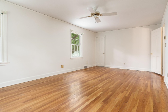 3025 STATE, ROCKFORD, Illinois 61108, 5 Bedrooms Bedrooms, ,2 BathroomsBathrooms,House,For Sale,STATE,202604189