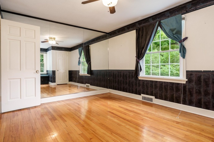 3025 STATE, ROCKFORD, Illinois 61108, 5 Bedrooms Bedrooms, ,2 BathroomsBathrooms,House,For Sale,STATE,202604189