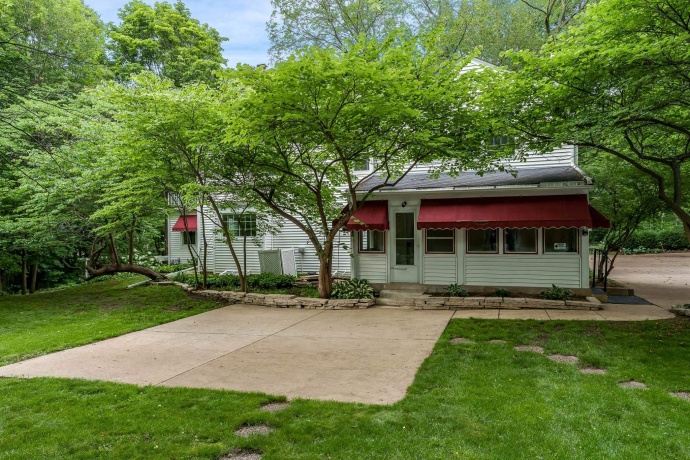 3025 STATE, ROCKFORD, Illinois 61108, 5 Bedrooms Bedrooms, ,2 BathroomsBathrooms,House,For Sale,STATE,202604189