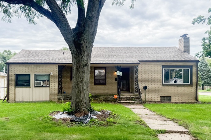301 Junius, LOVES PARK, Illinois 61111, 3 Bedrooms Bedrooms, ,2 BathroomsBathrooms,House,For Sale,Junius,202604191