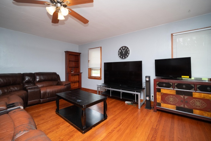 301 Junius, LOVES PARK, Illinois 61111, 3 Bedrooms Bedrooms, ,2 BathroomsBathrooms,House,For Sale,Junius,202604191
