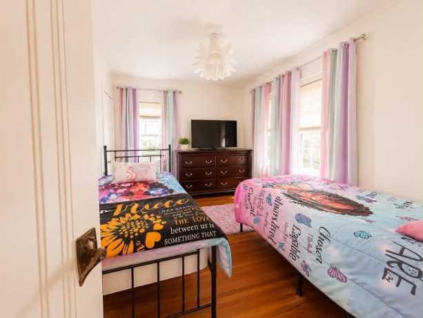 1916 Harlem, ROCKFORD, Illinois 61103, 4 Bedrooms Bedrooms, ,1 BathroomBathrooms,House,For Sale,Harlem,202604192