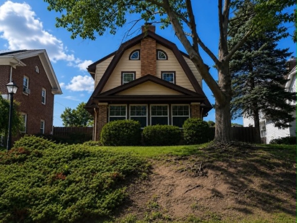 1916 Harlem, ROCKFORD, Illinois 61103, 4 Bedrooms Bedrooms, ,1 BathroomBathrooms,House,For Sale,Harlem,202604192