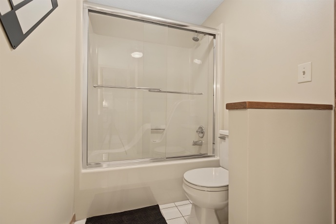 2 Rock Cove, GALENA, Illinois 61036, 3 Bedrooms Bedrooms, ,3 BathroomsBathrooms,Condominium,For Sale,Rock Cove,202604193
