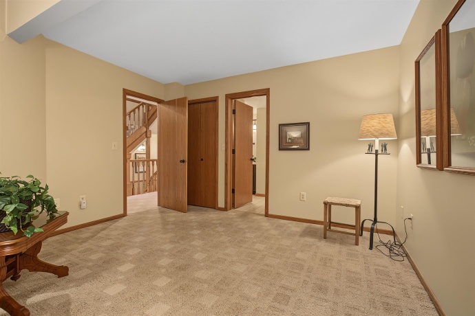 2 Rock Cove, GALENA, Illinois 61036, 3 Bedrooms Bedrooms, ,3 BathroomsBathrooms,Condominium,For Sale,Rock Cove,202604193
