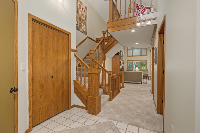 2 Rock Cove, GALENA, Illinois 61036, 3 Bedrooms Bedrooms, ,3 BathroomsBathrooms,Condominium,For Sale,Rock Cove,202604193