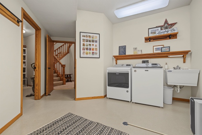 2 Rock Cove, GALENA, Illinois 61036, 3 Bedrooms Bedrooms, ,3 BathroomsBathrooms,Condominium,For Sale,Rock Cove,202604193