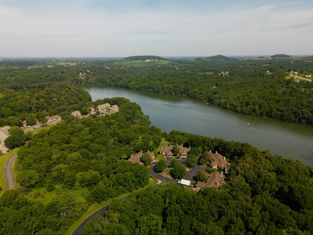 2 Rock Cove, GALENA, Illinois 61036, 3 Bedrooms Bedrooms, ,3 BathroomsBathrooms,Condominium,For Sale,Rock Cove,202604193
