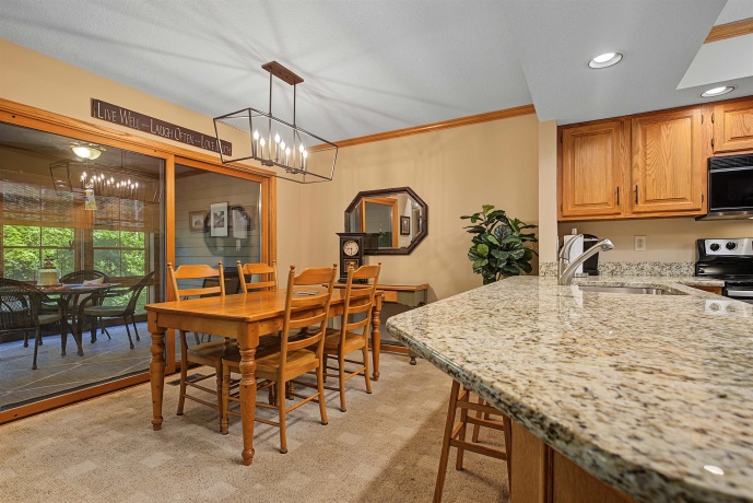 2 Rock Cove, GALENA, Illinois 61036, 3 Bedrooms Bedrooms, ,3 BathroomsBathrooms,Condominium,For Sale,Rock Cove,202604193