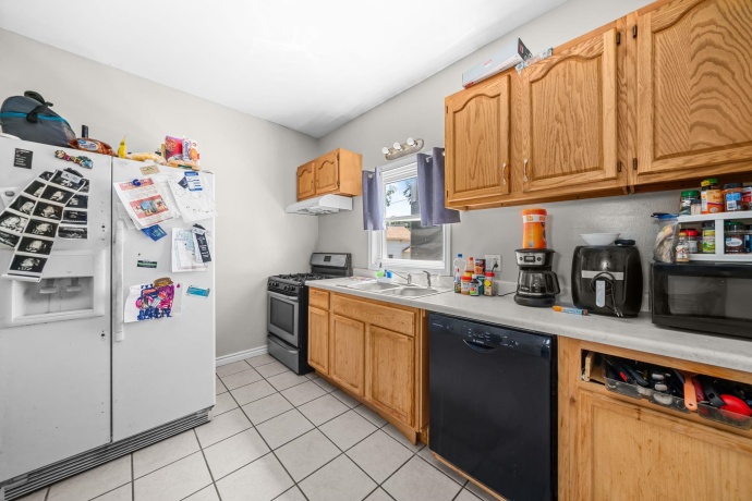 935 Court, ROCKFORD, Illinois 61103, 4 Bedrooms Bedrooms, ,1 BathroomBathrooms,House,For Sale,Court,202604197