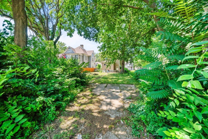935 Court, ROCKFORD, Illinois 61103, 4 Bedrooms Bedrooms, ,1 BathroomBathrooms,House,For Sale,Court,202604197