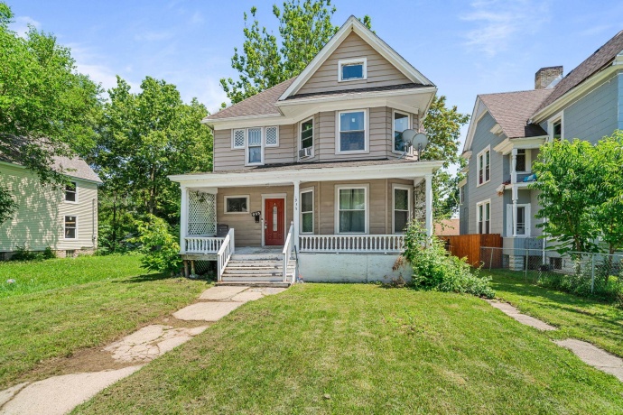 935 Court, ROCKFORD, Illinois 61103, 4 Bedrooms Bedrooms, ,1 BathroomBathrooms,House,For Sale,Court,202604197