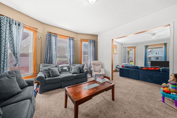 935 Court, ROCKFORD, Illinois 61103, 4 Bedrooms Bedrooms, ,1 BathroomBathrooms,House,For Sale,Court,202604197