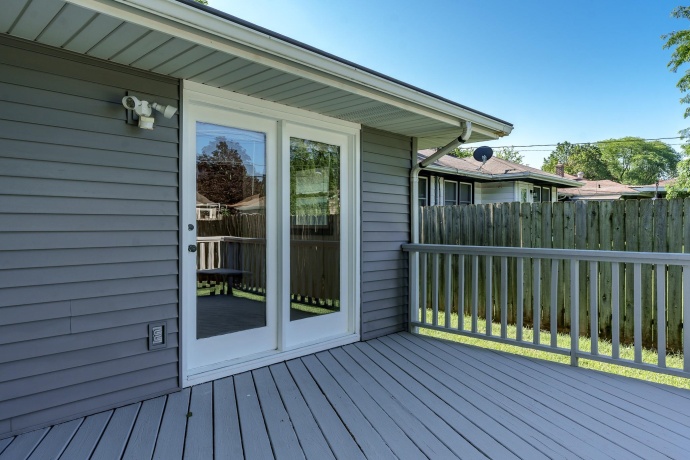 2323 NEBRASKA, ROCKFORD, Illinois 61108, 4 Bedrooms Bedrooms, ,3 BathroomsBathrooms,House,For Sale,NEBRASKA,202604201