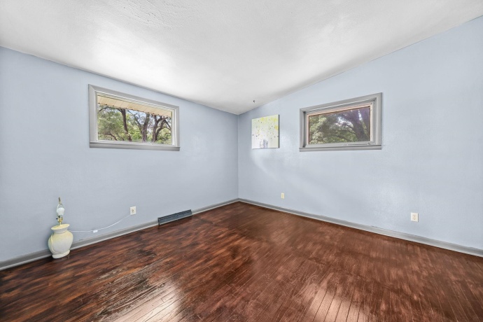 3341 Cornelia, ROCKFORD, Illinois 61102, 3 Bedrooms Bedrooms, ,2 BathroomsBathrooms,House,For Sale,Cornelia,202604202