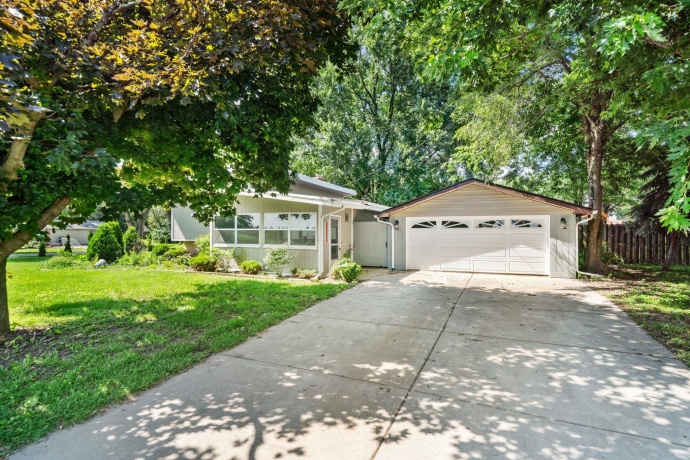 3341 Cornelia, ROCKFORD, Illinois 61102, 3 Bedrooms Bedrooms, ,2 BathroomsBathrooms,House,For Sale,Cornelia,202604202