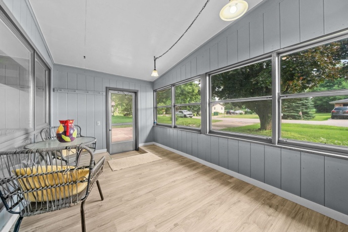 3341 Cornelia, ROCKFORD, Illinois 61102, 3 Bedrooms Bedrooms, ,2 BathroomsBathrooms,House,For Sale,Cornelia,202604202
