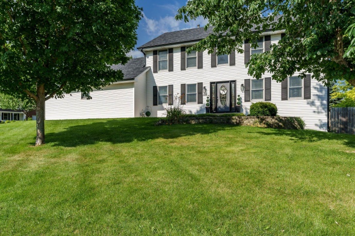 7559 Bridlewood, CALEDONIA, Illinois 61011, 4 Bedrooms Bedrooms, ,2 BathroomsBathrooms,House,For Sale,Bridlewood,202604204