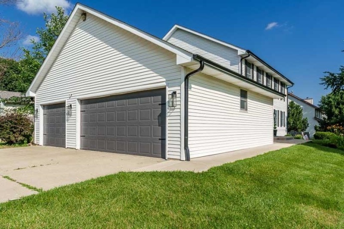 7559 Bridlewood, CALEDONIA, Illinois 61011, 4 Bedrooms Bedrooms, ,2 BathroomsBathrooms,House,For Sale,Bridlewood,202604204