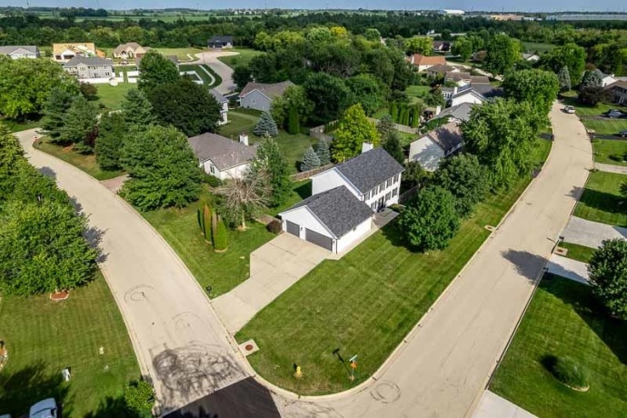 7559 Bridlewood, CALEDONIA, Illinois 61011, 4 Bedrooms Bedrooms, ,2 BathroomsBathrooms,House,For Sale,Bridlewood,202604204