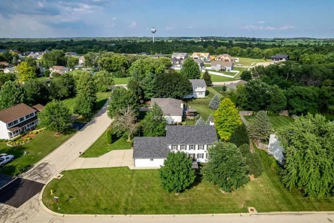 7559 Bridlewood, CALEDONIA, Illinois 61011, 4 Bedrooms Bedrooms, ,2 BathroomsBathrooms,House,For Sale,Bridlewood,202604204
