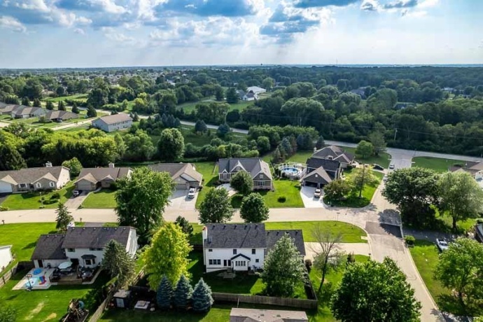 7559 Bridlewood, CALEDONIA, Illinois 61011, 4 Bedrooms Bedrooms, ,2 BathroomsBathrooms,House,For Sale,Bridlewood,202604204