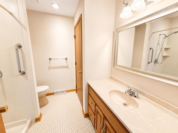 4685 High Point, ROCKFORD, Illinois 61114, 2 Bedrooms Bedrooms, ,1 BathroomBathrooms,Condominium,For Sale,High Point,202604206