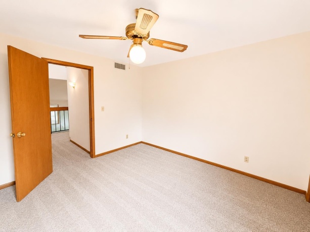 4685 High Point, ROCKFORD, Illinois 61114, 2 Bedrooms Bedrooms, ,1 BathroomBathrooms,Condominium,For Sale,High Point,202604206