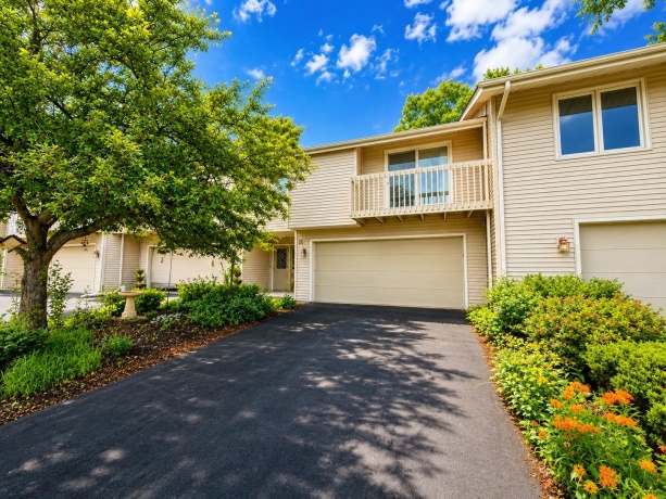 4685 High Point, ROCKFORD, Illinois 61114, 2 Bedrooms Bedrooms, ,1 BathroomBathrooms,Condominium,For Sale,High Point,202604206
