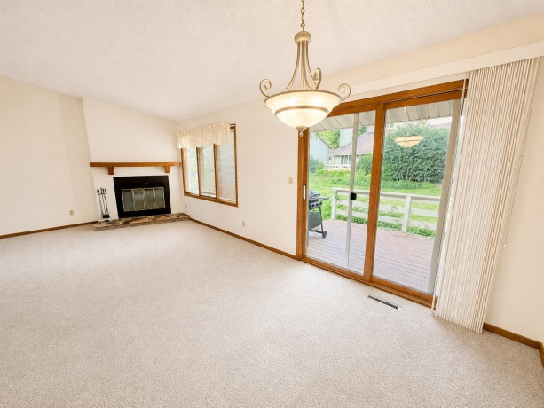 4685 High Point, ROCKFORD, Illinois 61114, 2 Bedrooms Bedrooms, ,1 BathroomBathrooms,Condominium,For Sale,High Point,202604206