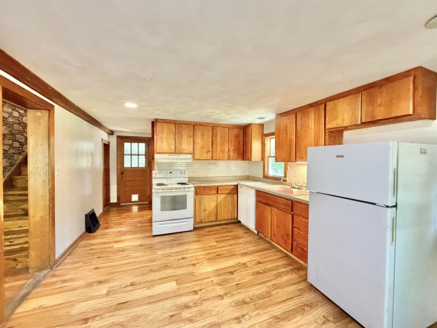 325 School, ROCKTON, Illinois 61072, 3 Bedrooms Bedrooms, ,1 BathroomBathrooms,House,For Sale,School,202604205