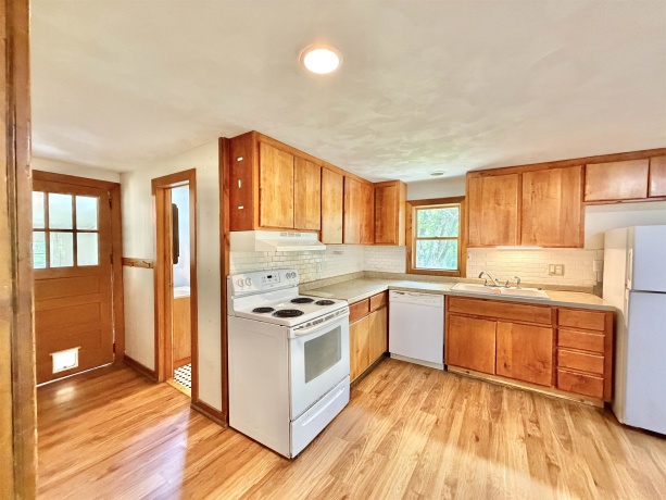 325 School, ROCKTON, Illinois 61072, 3 Bedrooms Bedrooms, ,1 BathroomBathrooms,House,For Sale,School,202604205