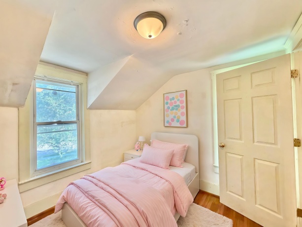325 School, ROCKTON, Illinois 61072, 3 Bedrooms Bedrooms, ,1 BathroomBathrooms,House,For Sale,School,202604205