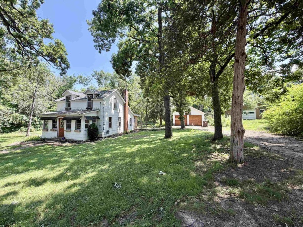 325 School, ROCKTON, Illinois 61072, 3 Bedrooms Bedrooms, ,1 BathroomBathrooms,House,For Sale,School,202604205