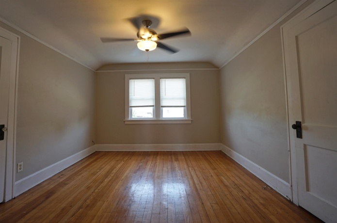 1211 18TH, ROCKFORD, Illinois 61104, 3 Bedrooms Bedrooms, ,1 BathroomBathrooms,House,For Sale,18TH,202604210