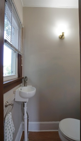 1211 18TH, ROCKFORD, Illinois 61104, 3 Bedrooms Bedrooms, ,1 BathroomBathrooms,House,For Sale,18TH,202604210