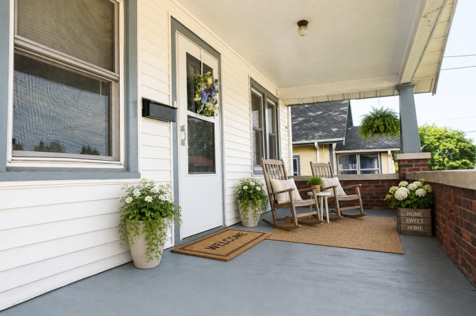 1211 18TH, ROCKFORD, Illinois 61104, 3 Bedrooms Bedrooms, ,1 BathroomBathrooms,House,For Sale,18TH,202604210