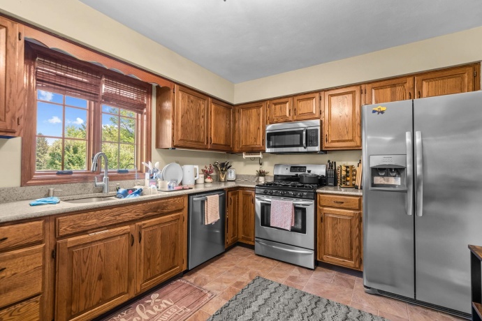2655 Fourwinds, ROCKFORD, Illinois 61114, 4 Bedrooms Bedrooms, ,2 BathroomsBathrooms,House,For Sale,Fourwinds,202604211