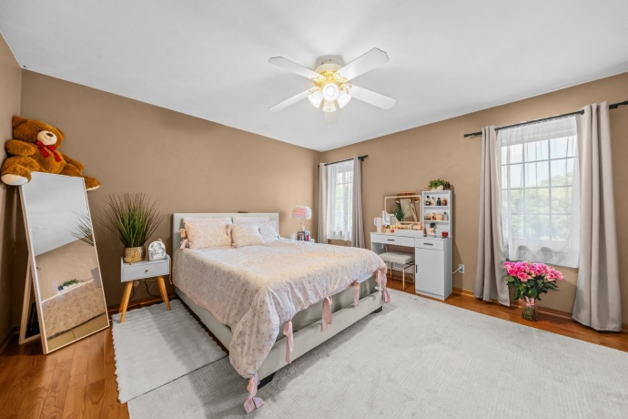 2655 Fourwinds, ROCKFORD, Illinois 61114, 4 Bedrooms Bedrooms, ,2 BathroomsBathrooms,House,For Sale,Fourwinds,202604211