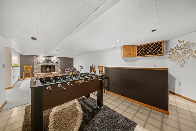 2655 Fourwinds, ROCKFORD, Illinois 61114, 4 Bedrooms Bedrooms, ,2 BathroomsBathrooms,House,For Sale,Fourwinds,202604211